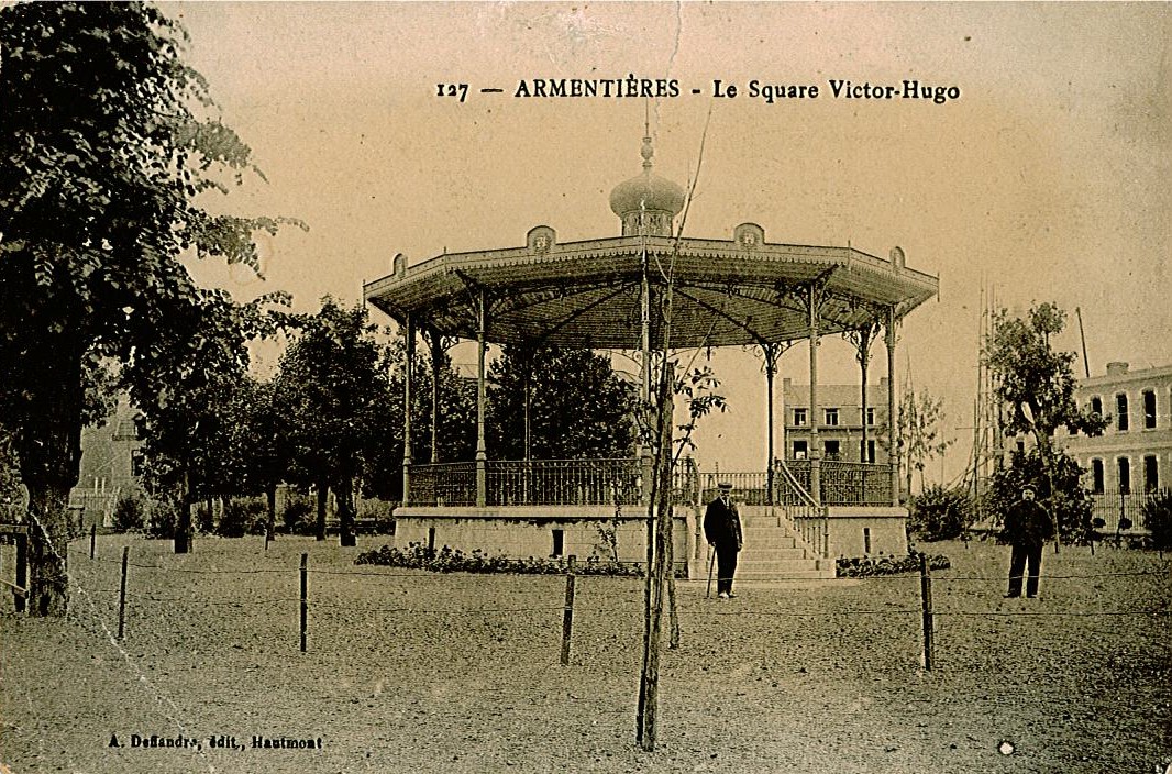  Archives municipales d'Armentières - 4 Fi 372